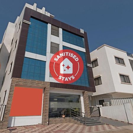 Oyo Flagship 19196 Shree Sai Niladri Residency Shirdi Extérieur photo