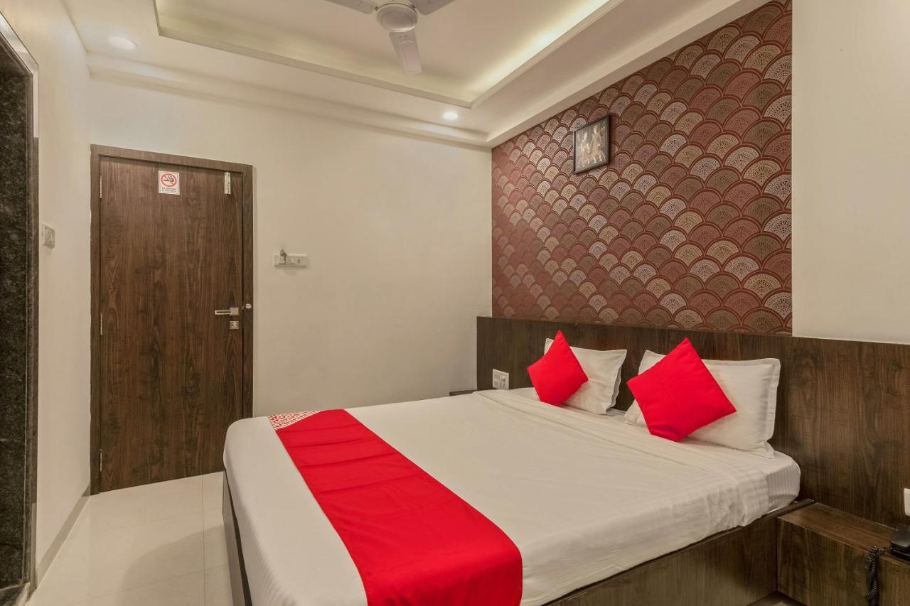 Oyo Flagship 19196 Shree Sai Niladri Residency Shirdi Extérieur photo