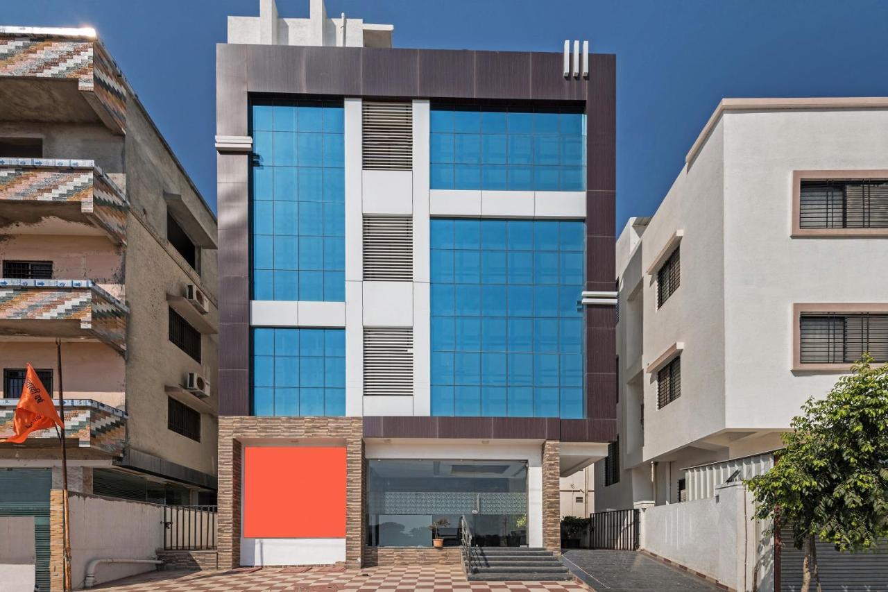Oyo Flagship 19196 Shree Sai Niladri Residency Shirdi Extérieur photo